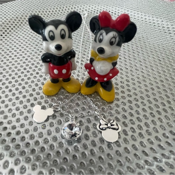 °o° Mickey & Minnie Necklace from Disneyland - Picture 4 of 10